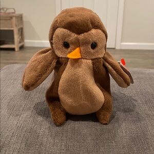 TY Beanie Baby - Hoot the Owl - NEW WITH TAGS!!    vintage toys toy plush kids